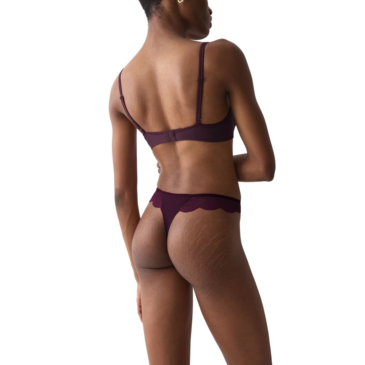 Kelnaitės Triumph Comfort Glam String 7291 3 Kelnaitės Triumph Comfort Glam String 7291 3
