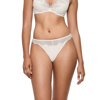 Kelnaitės Triumph Comfort Glam String 00GZ Kelnaitės Triumph Comfort Glam String 00GZ